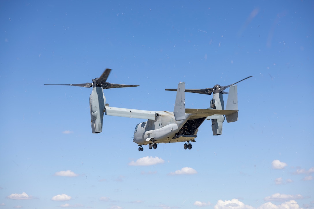 An MV-22B Osprey tiltrotor aircraft, assigned to Marine Medium Tiltrotor Squadron (VMM) 261, containing U.S. Marines with 3rd Force Reconnaissance Company, 4th Marine Division, Infantería de Marina del Perú (Peruvian naval infantry), Cuerpo de Infantería de Marina (Ecuadorian marines) and Infantería de Marina de la Armada de la República Argentina (Argentine marines), takes off to fly the multinational forces to 10,000 feet to conduct free diving sustainment jumps during exercise UNITAS 2025 at Marine Corps Base Camp Lejeune, North Carolina, Sept. 20, 2025. UNITAS, which is Latin for “unity,” was conceived in 1959 and has taken place annually since first conducted in 1960. This year marks the 66th iteration of the world’s longest running annual multinational maritime exercise. (U.S. Marine Corps photo by Lance Cpl. Payton Goodrich)