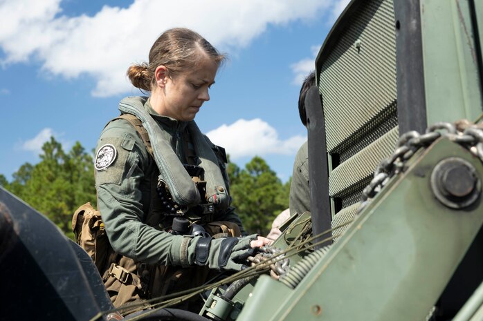 U.S. Marines with 2nd MAW and 2nd MLG conduct HST operations during UNITAS 2025