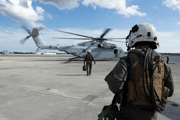 U.S. Marines with 2nd MAW and 2nd MLG conduct HST operations during UNITAS 2025