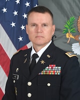 Official Photo of CW5 Travis Ysen, Command Chief Warrant Officer