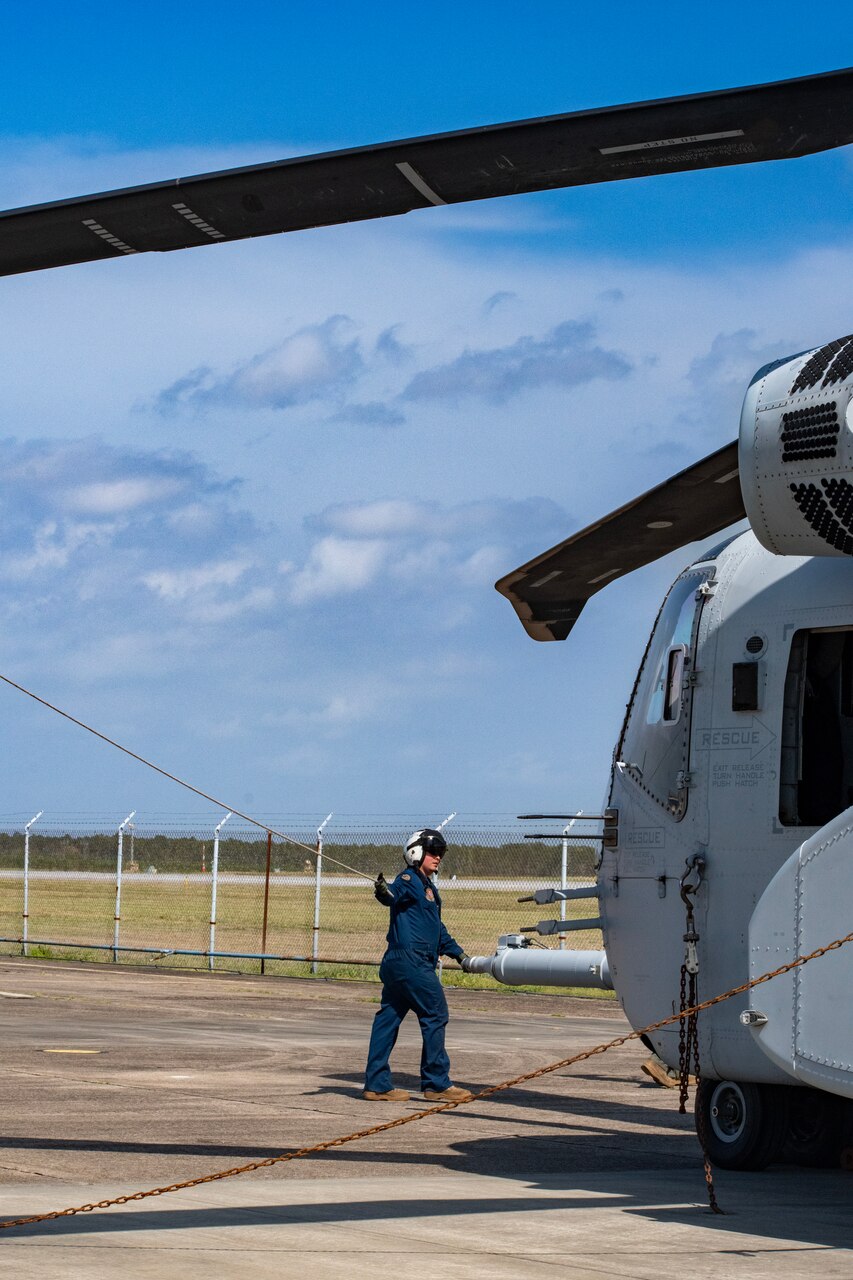 Marine Master Sgt. Richard Hughes, maintenance chief at Fleet Readiness Center East (FRCE), secures the rotor blades of a CH-53K King Stallion helicopter that arrived at the depot April 4 for routine maintenance. FRCE inducted the aircraft April 17 as the first of 14 planned for induction as part of the Age Exploration Program, Depot (AEPD); it is the first King Stallion ever inducted for depot-level maintenance. AEPD collects information regarding the aircraft’s condition through controlled testing and analysis and assists in the development of effective and efficient maintenance schedule for new aircraft.