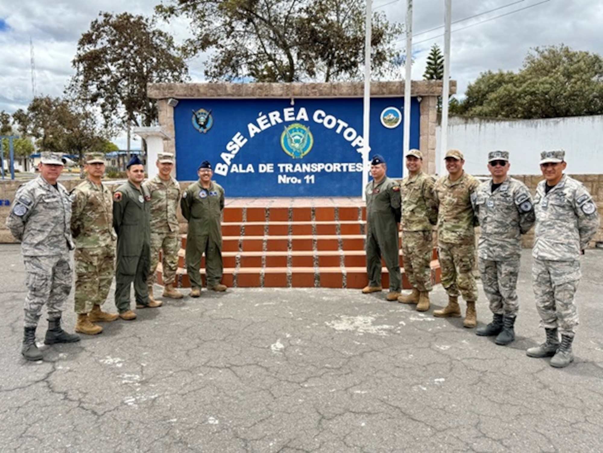 From September 2-4, 2025, six Air Advisors from the 571st Mobility Support Advisory Squadron (MSAS) partnered with the Ecuadorian Air Force (FAE) at Base Aerea Cotopaxi to conduct a subject matter expert exchange (SMEE) focused on strategic airlift for Humanitarian Assistance and Disaster Response (HA/DR) operations.