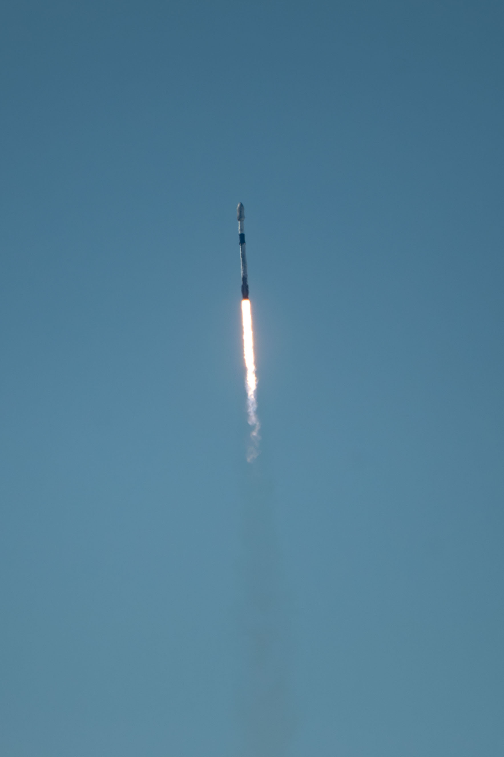 ミュージシャン WELTRAUM Light Band Two powerhouse international bands. One stage. Right here on the