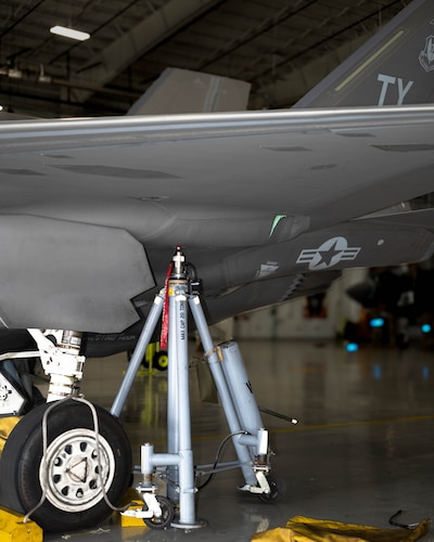 A load cell is positioned under an F-35A Lightning II