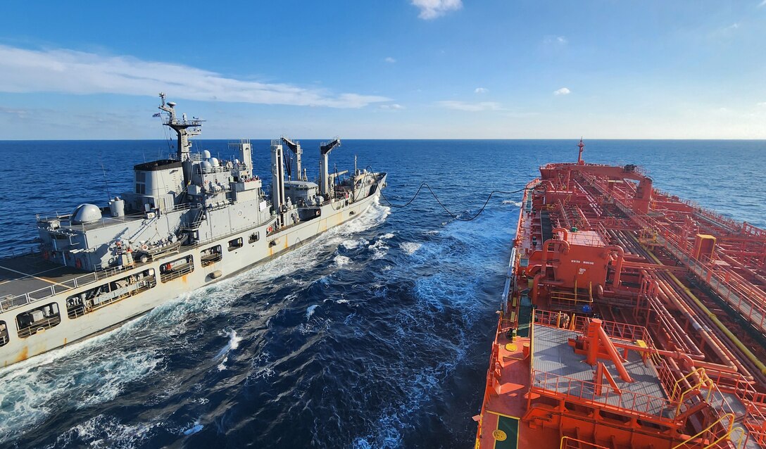Republic of Korea’s Cheonji-class fast combat support ship ROKS Daecheong (AOE-58) connects its fuel line to Military Sealift Command’s commercial charter oiler MT Allied Pacific during a consolidated cargo replenishment (CONSOL) at sea, Sept. 18, in support of Freedom Edge 2025.