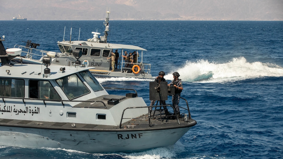U.S. CENTRAL COMMAND AREA OF RESPONSIBILITY (Sept. 17, 2025) U.S. Coast Guardsmen assigned to U.S. Naval Forces Central Command’s Maritime Engagement Team and members of the Jordanian Armed Forces participate in a simulated visit, board, search, and seizure (VBSS) operation aboard Royal Jordanian Naval Forces vessels in the Gulf of Aqaba, Sept. 17, 2025, during exercise INFINITE DEFENDER 25. INFINITE DEFENDER 25 is an annual, bilateral explosive ordnance disposal and maritime security exercise between U.S. 5th Fleet and the Royal Jordanian Navy to enhance mutual capabilities and interoperability. (U.S. Army photo by Sgt. Hans Williams)