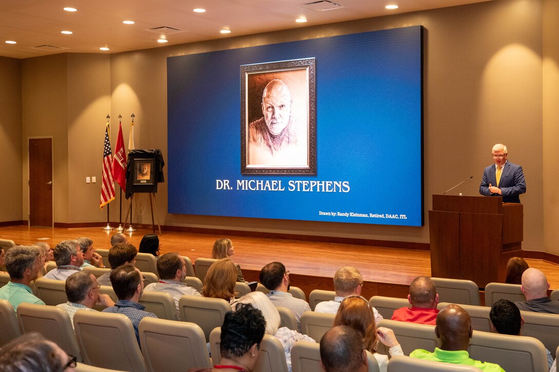 Dr. Michael Stephens was posthumously inducted into the WES (Waterways Experiment Station) Gallery of Distinguished Civilian Employees. Bobby Hunter, a former colleague and friend of Stephens, accepted the honor on Stephens’s behalf.