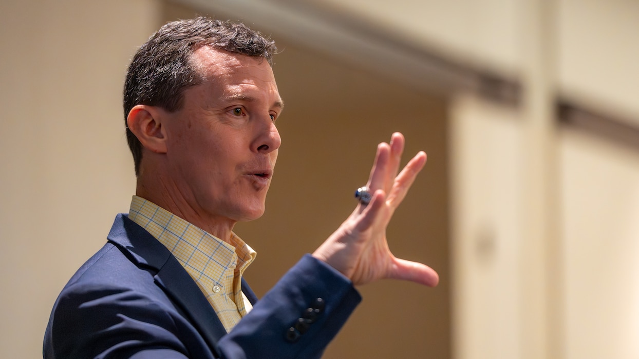 Airmen attend leadership summit
