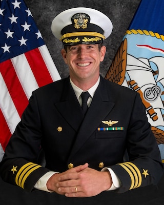 Cmdr. William E. Dann Takes Command of VFA-103