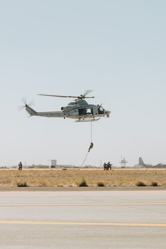 U.S. Marines with Force Reconnaissance Company, 1st Reconnaissance Battalion, 1st Marine Division fast rope during the Marine Air-Ground Task Force demonstration for the 2025 Marine Corps Air Station Miramar Air Show in San Diego, Sept. 25, 2025.