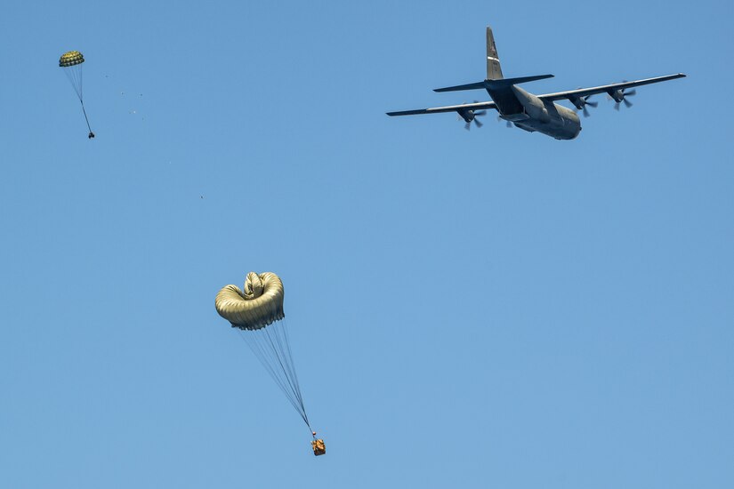 A U.S. Air Force C-130J Super Hercules from the Kentucky Air National Guard’s 123rd Airlift Wing deploys an inflatable boat and survival gear into the Caribbean Sea following a simulated place crash off the coast of St. Croix, U.S. Virgin Islands, Aug. 29, 2025 as part of Emerald Warrior 25.2, a large-scale special operations exercise staged in multiple locations by Air Force Special Operations Command.