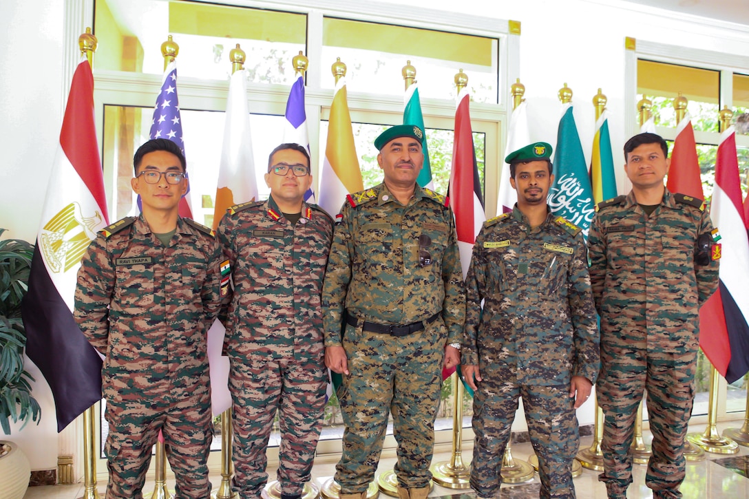 Yemeni Maj. Gen. Ismail Zahzouh, commander of Special Operations Forces, center, poses with a senior Indian Armed Forces officer for a photo at during Bright Star 25, Sept. 7, 2025. Bright Star 2025 is a multilateral U.S. Central Command exercise co-hosted with Egypt across air, land and sea domains. The exercise promotes regional security and cooperation and improves interoperability in irregular warfare against hybrid threats, with more than 40 countries participating this year. (U.S. Central Command photo by Maged Benjamin-Elias)