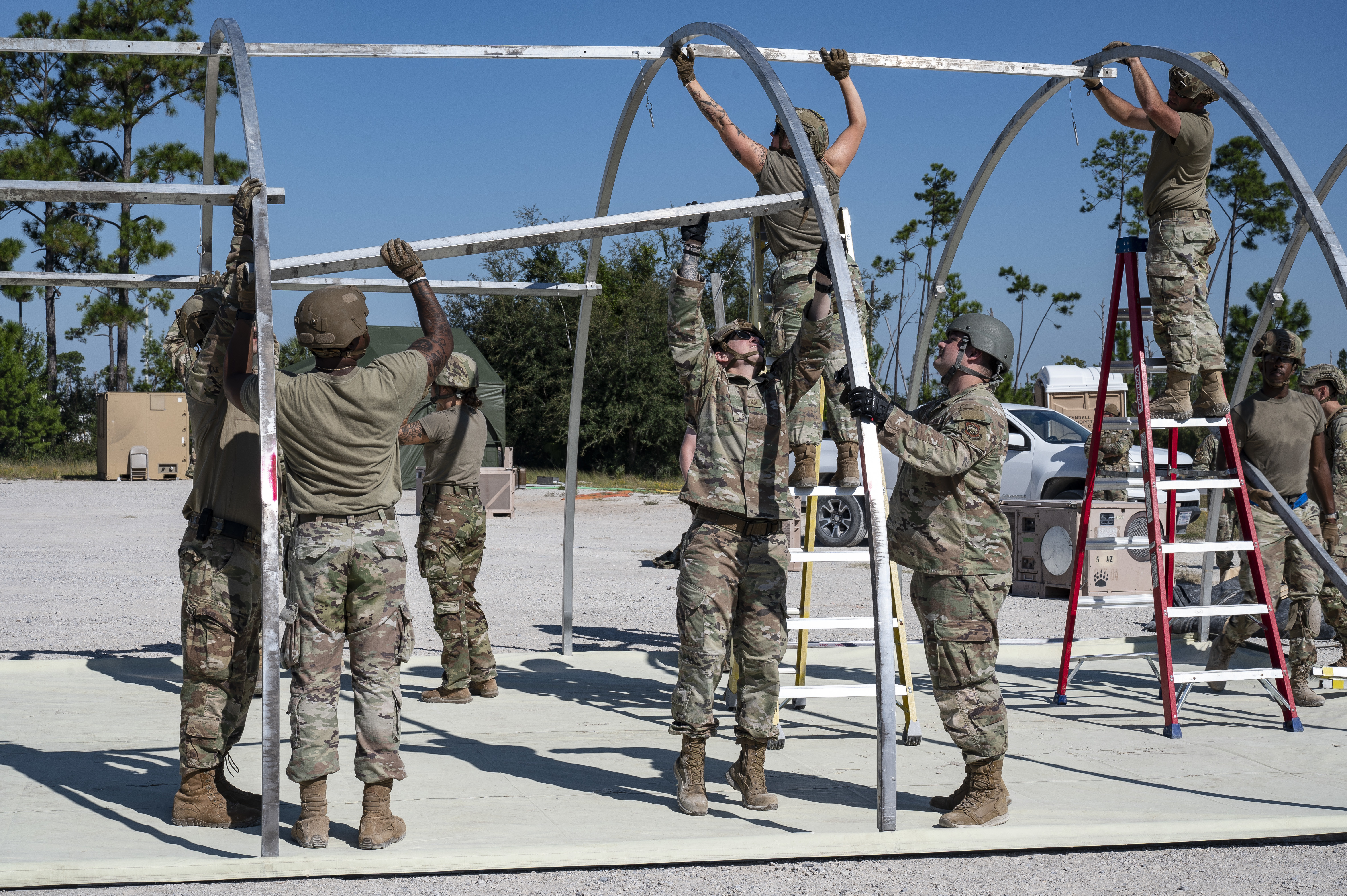 ボディ・フェイスケア BONDS  AirForce  cuddle 723rd Combat Air Base Squadron sharpens expeditionary skills at