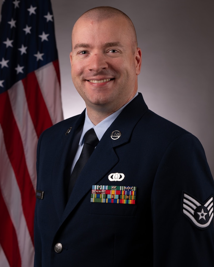 Staff Sergeant Eric Lundquist Service Dress Photo