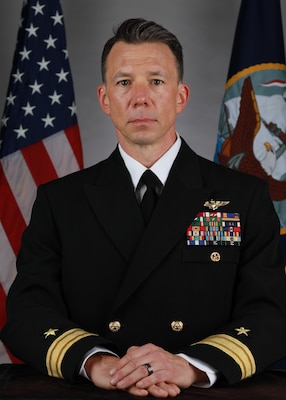 RDML Packard, Bio Photo