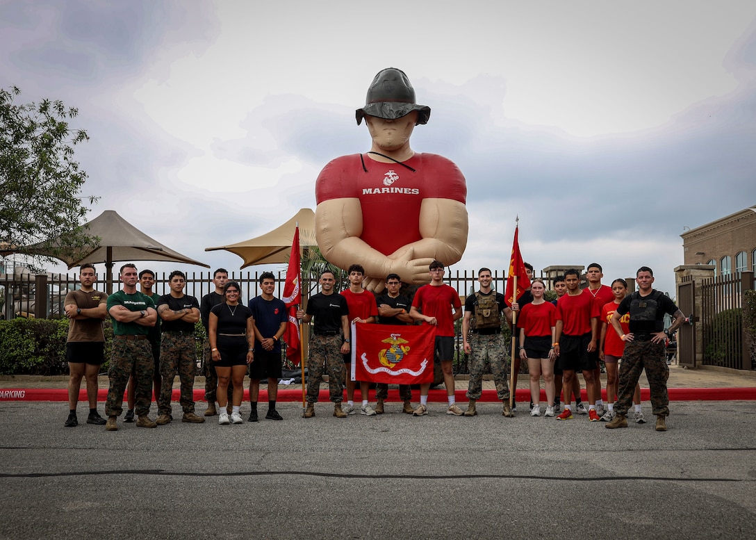 U.S. Marines with Recruiting Sub-Station (RSS) Ingram, Recruiting Station San Antonio conduct a “Murph” challenge at Lifetime Fitness Gym, San Antonio, Texas, May 26, 2025. RSS Ingram conducted the "Murph" workout to remember and honor all the men and women who died while serving in the U.S. military. This workout consists of a one-mile run, followed by 100 pull-ups, 200 push-ups, 300 squats, and another one-mile run, all performed for time. (U.S. Marine Corps Photo by Sgt. Jacqueline Peguero-Montes)