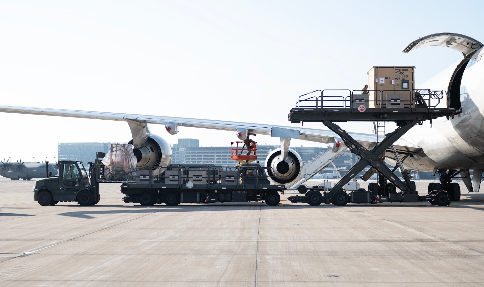 Link - Behind the Scenes of Air Transportation Airmen