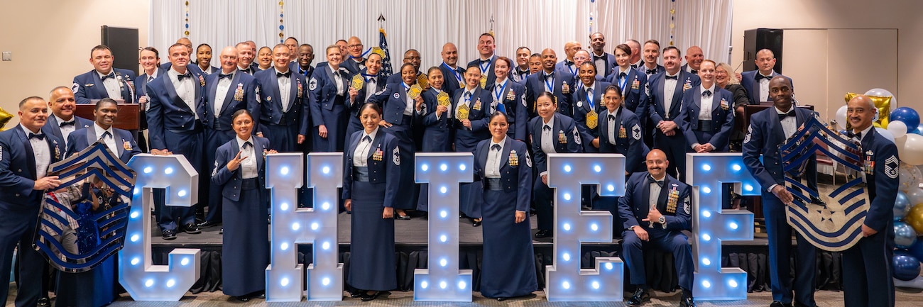 Chiefs gather for a group photo