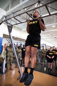 U.S. Army 2nd Lt. Luis Rodriguez-Veras, winner of the inaugural Connecticut Officer of the Year competition, completes the chin-up test during the physical events portion of the German Armed Forces Proficiency Badge, or GAFPB, at the Naval Submarine Base New London, March 28, 2026.