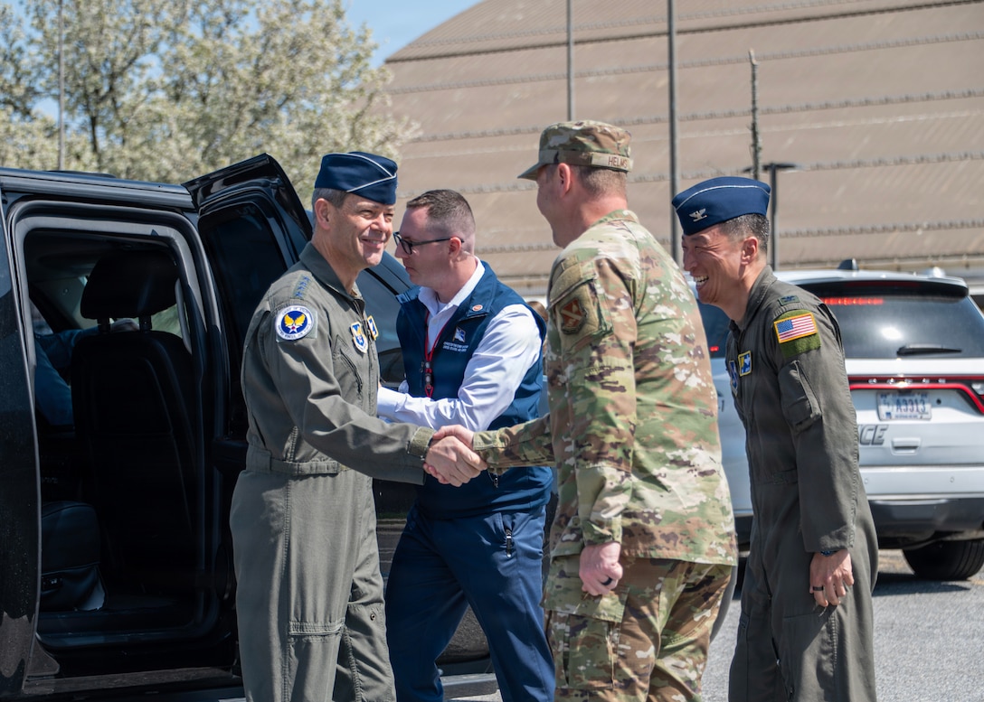 Air Force Chief of Staff Gen. Ken Wilsbach arrives at the 1st Helicopter Squadron at Joint Base Andrews.