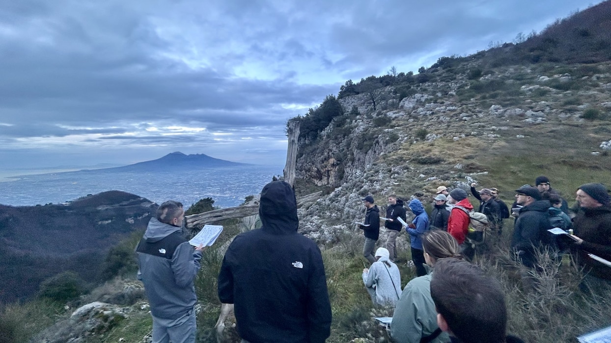 Salerno, Italy. The School of Advanced Warfighting conducted a staff ride, studying historical campaigns and operations in order to gain greater appreciation of operational art, planning, and commander's decision making. Students researched specific aspects of campaigns, leading a class discussion on the terrain, decision making, planning, execution, and other operationally relevant issues. In Italy, the staff ride focused on the Allied advance from Salerno to the defeat of the Gustav Line at Monte Cassino.