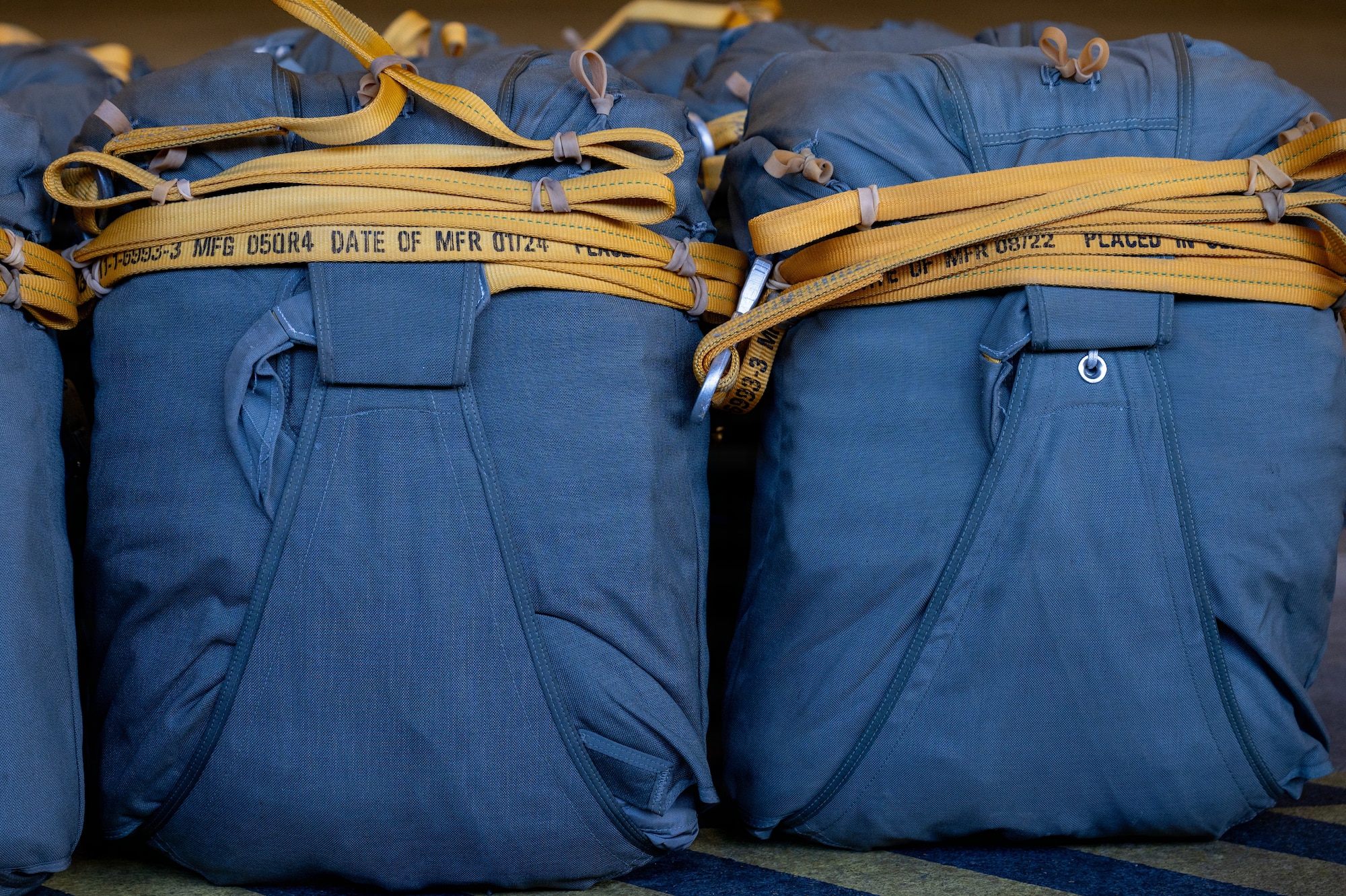 picture of parachutes