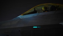 F-22 on flightline