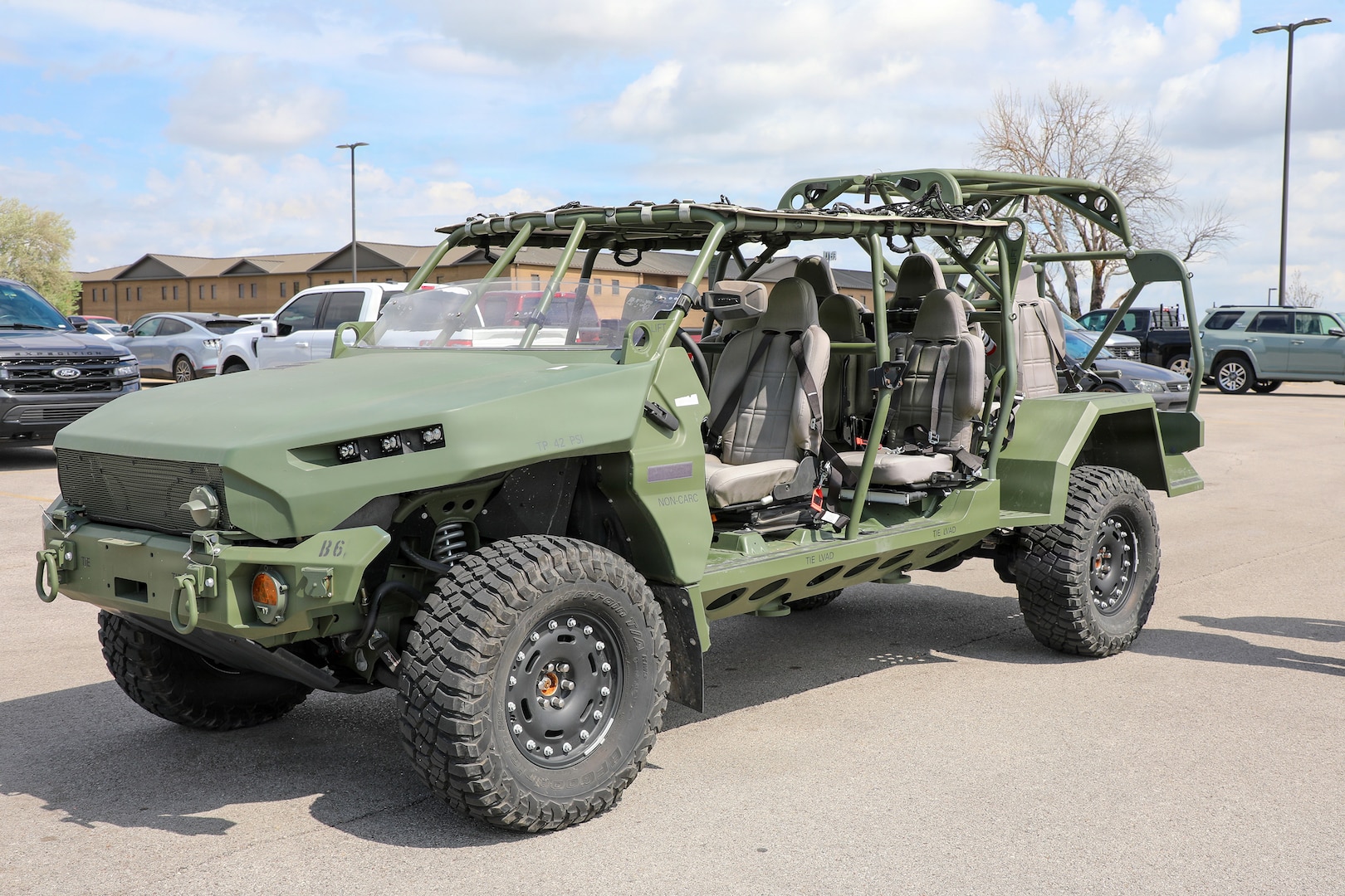 Guardsmen from the Tennessee National Guard’s 278th Cavalry Regiment became the state’s first licensed drivers on the new Infantry Squad Vehicle during training held at Fort Campbell, Kentucky, April 1, 2026.