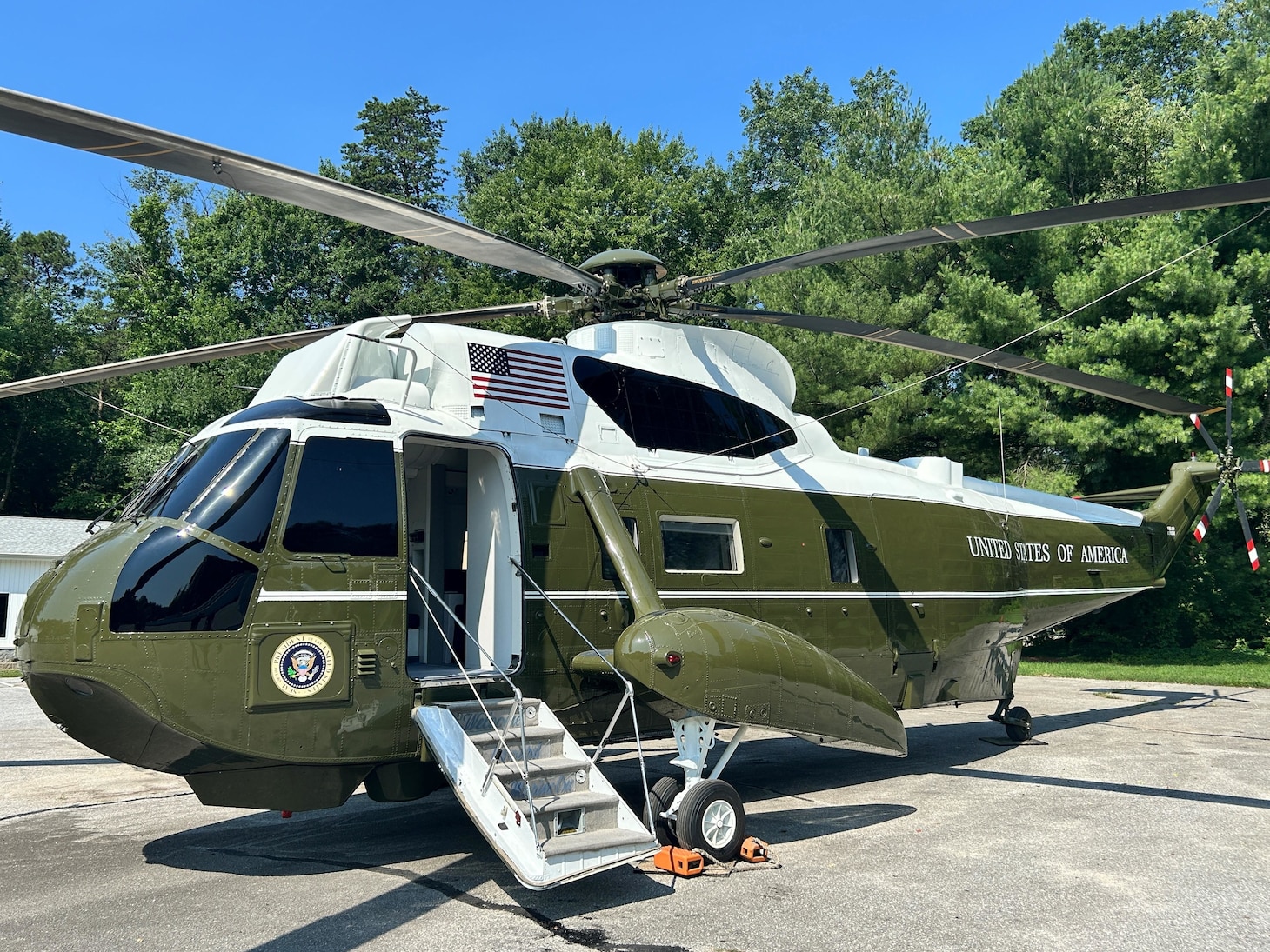The Presidential Helicopters Program Office delivered a retired and refurbished VH-3D helicopter to the United States Secret Service in June 2025, providing the agency with a modernized training aircraft at the James J. Rowley Training Center in Laurel, Maryland
