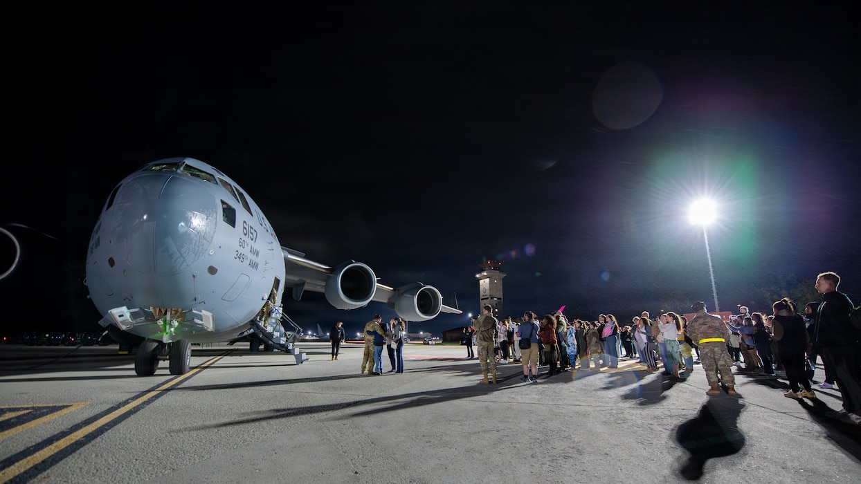 Airmen welcomed home by loved ones