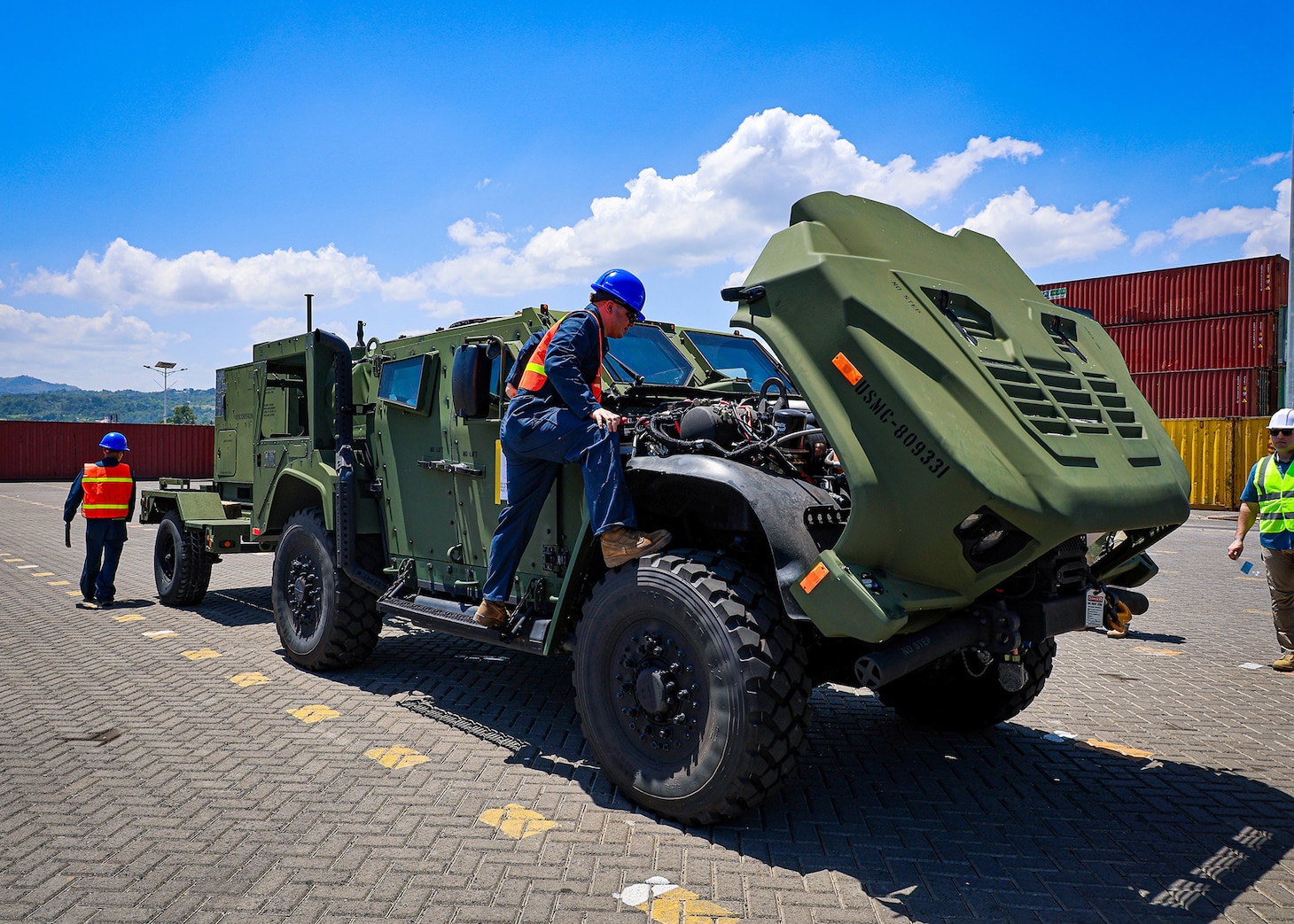 Blount Island Command Team Supports First-Ever MPF Offload in Mindanao