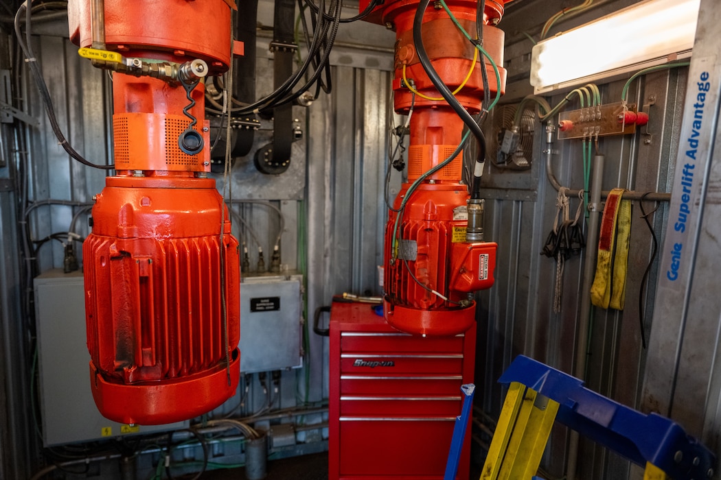 A dual-motor drive system operates a digital airport surveillance radar at Altus Air Force Base, Oklahoma, March 30, 2026. The system was designed to reduce strain on each motor and extend the equipment’s service life. (U.S. Air Force photo by Airman 1st Class Nathan Langston)