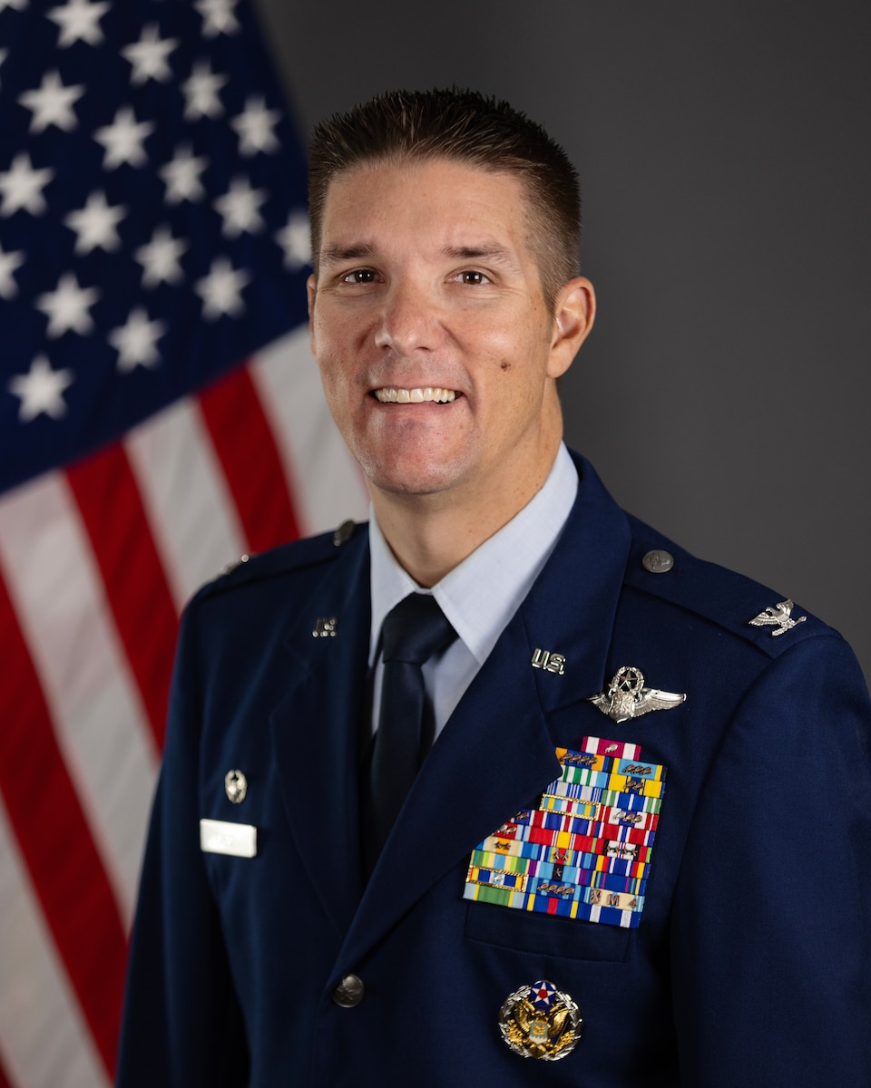 Col Cretz Official Photo