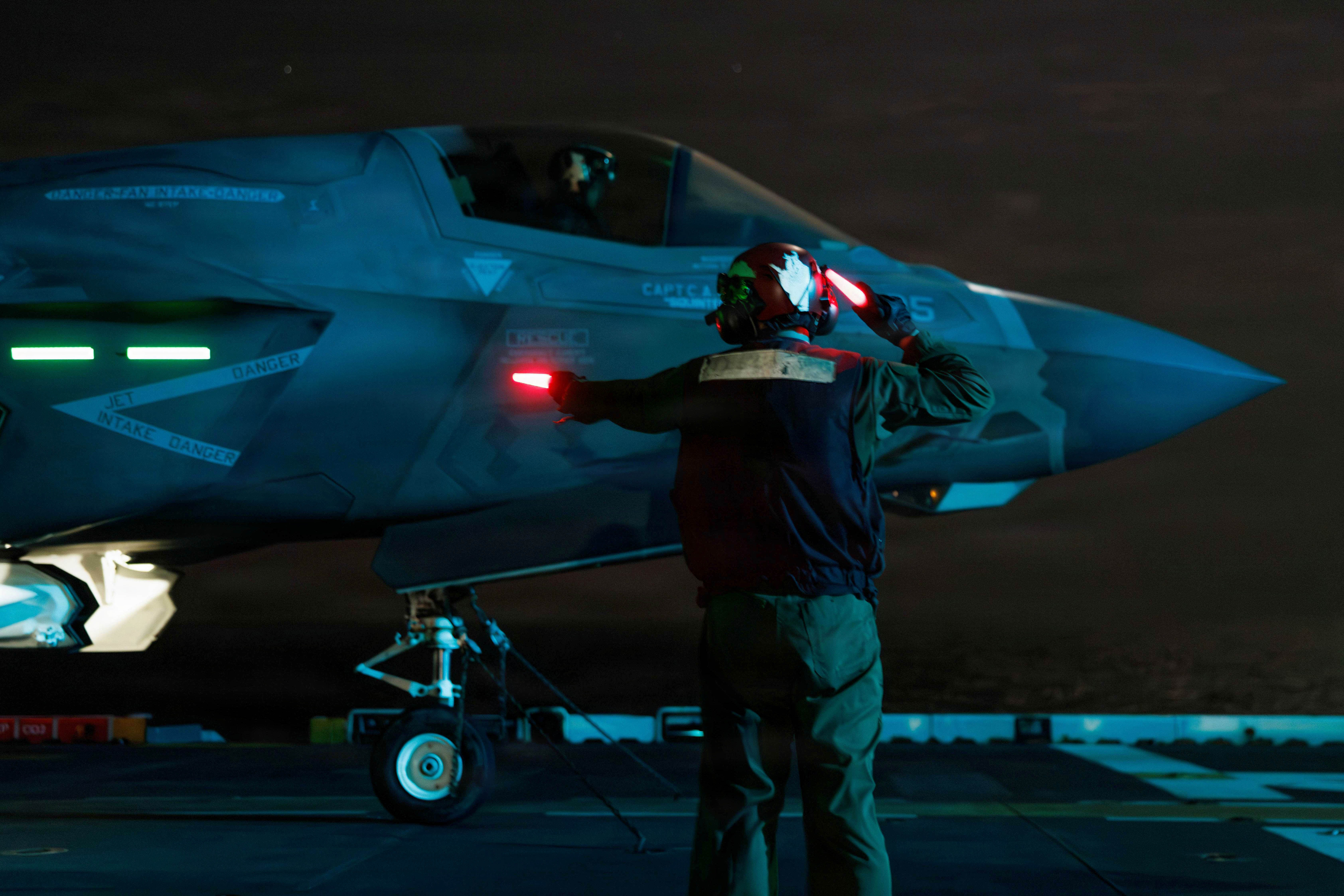 F-35B Lightning II, STOVL stealth multirole fighter, Aircraft & UAVs - view 3