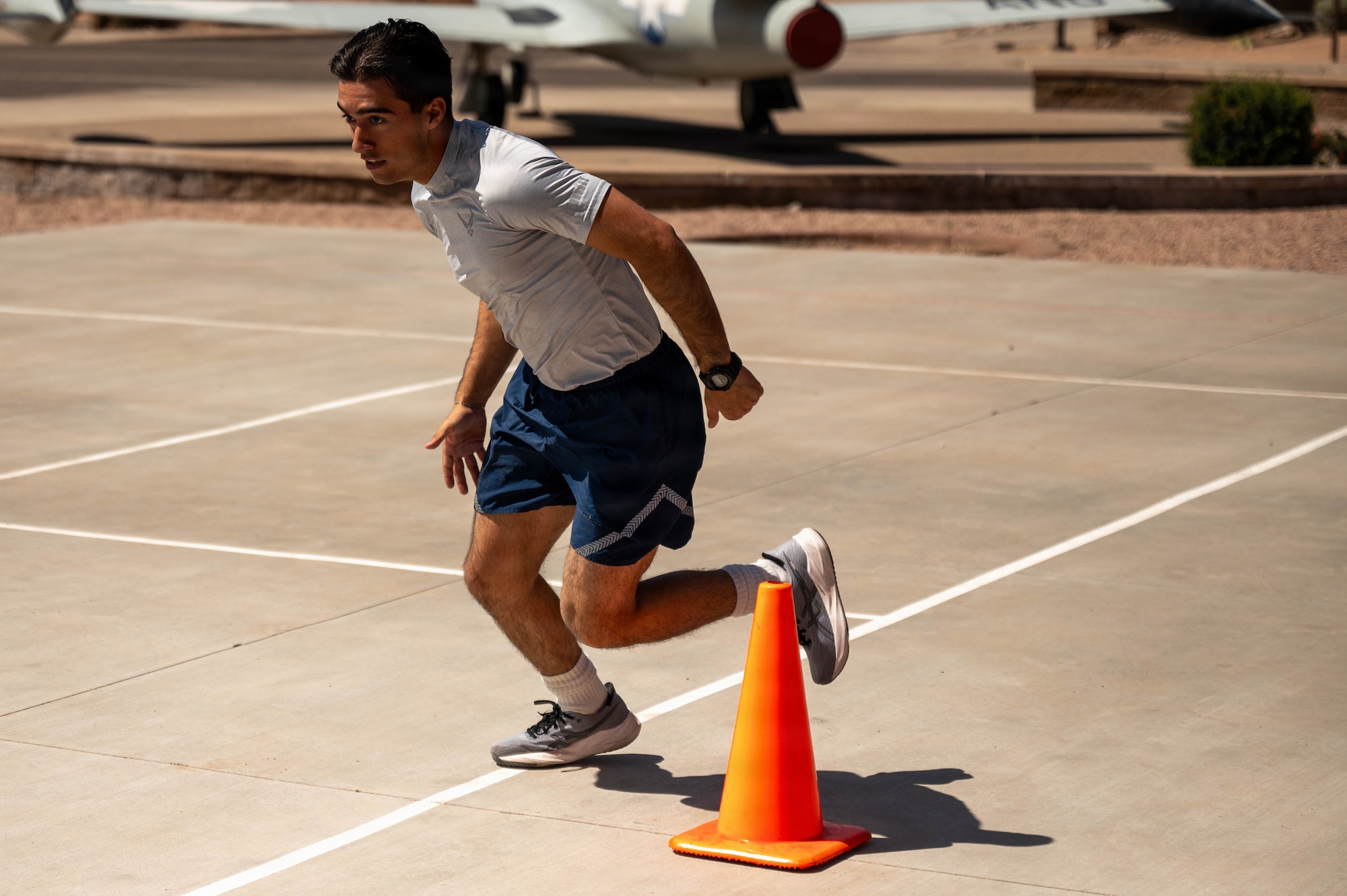 U.S. Air Force Cadet Andrew Hamby, an ROTC student at Arizona State University, performs the Agility Test portion of the German Armed Forces Proficiency Badge assessment at Goldwater Air National Guard Base, Phoenix, April 2, 2026. The GAFPB is a decoration of the Bundeswehr, the Armed Forces of the Federal Republic of Germany, and is one of few foreign military badges authorized to be worn by U.S. Air Force, Army, and Space Force members. (U.S. Air National Guard photo by Airman 1st Class Jacob Hreshchyshyn)