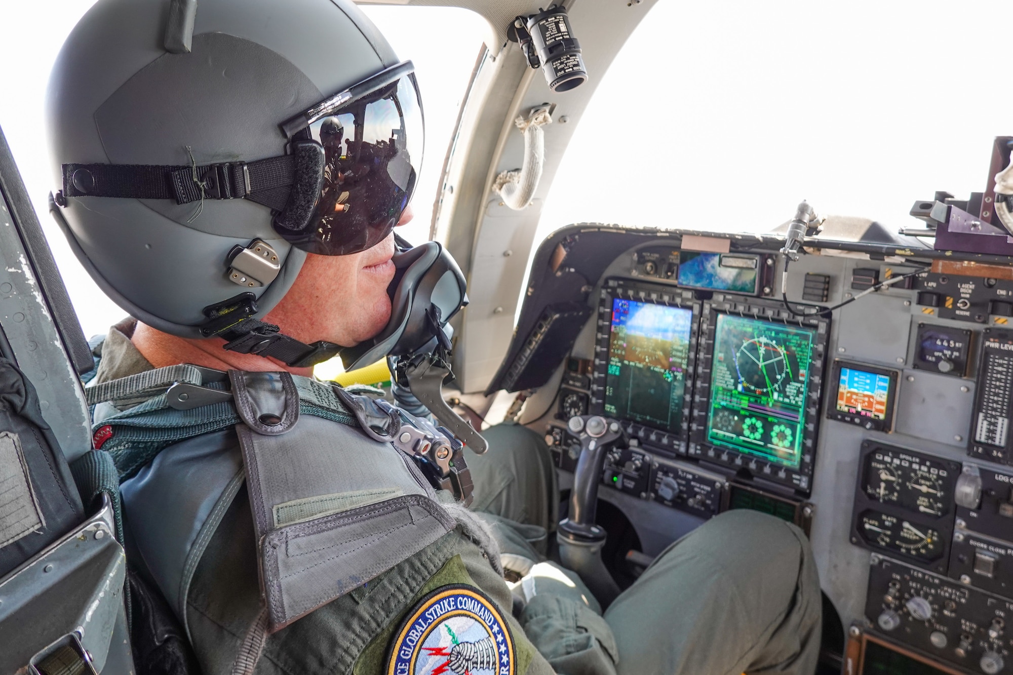 U.S. Air Force Gen. S.L. Davis, commander of Air Force Global Strike Command, in a B-1B Lancer during a local training sortie at Dyess Air Force Base, Texas, March 31, 2026. The B-1 carries the largest conventional payload of both guided and unguided weapons in the Air Force inventory and is the backbone of America’s long-range bomber force. (Courtesy Photo)