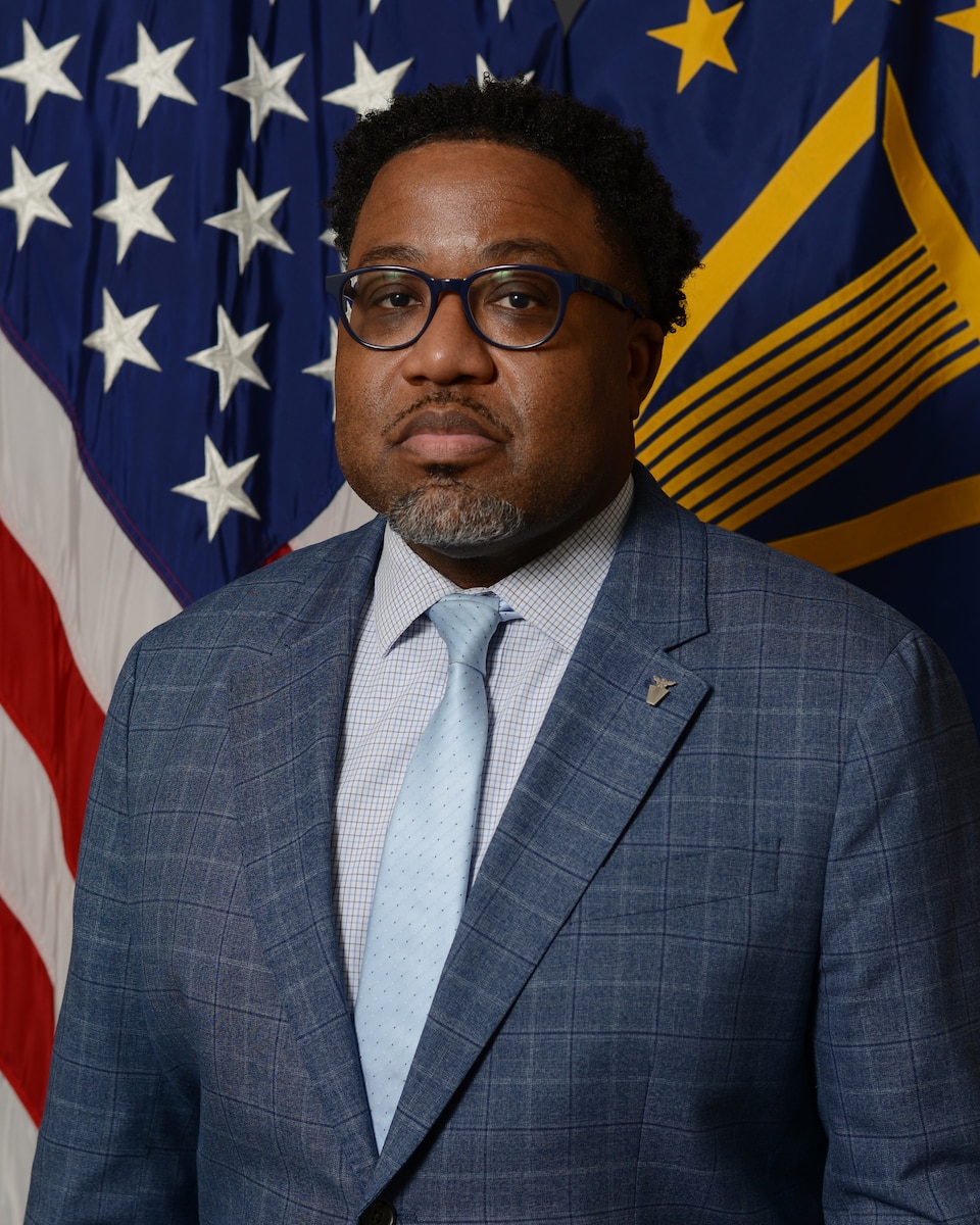 This is the official portrait of Dr. Keith L. Hardiman.