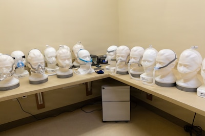 Display of masks for CPAP sleeping devices