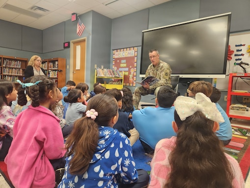 Fort Buchanan commander honors military children during visit at elementary school on Puerto Rico