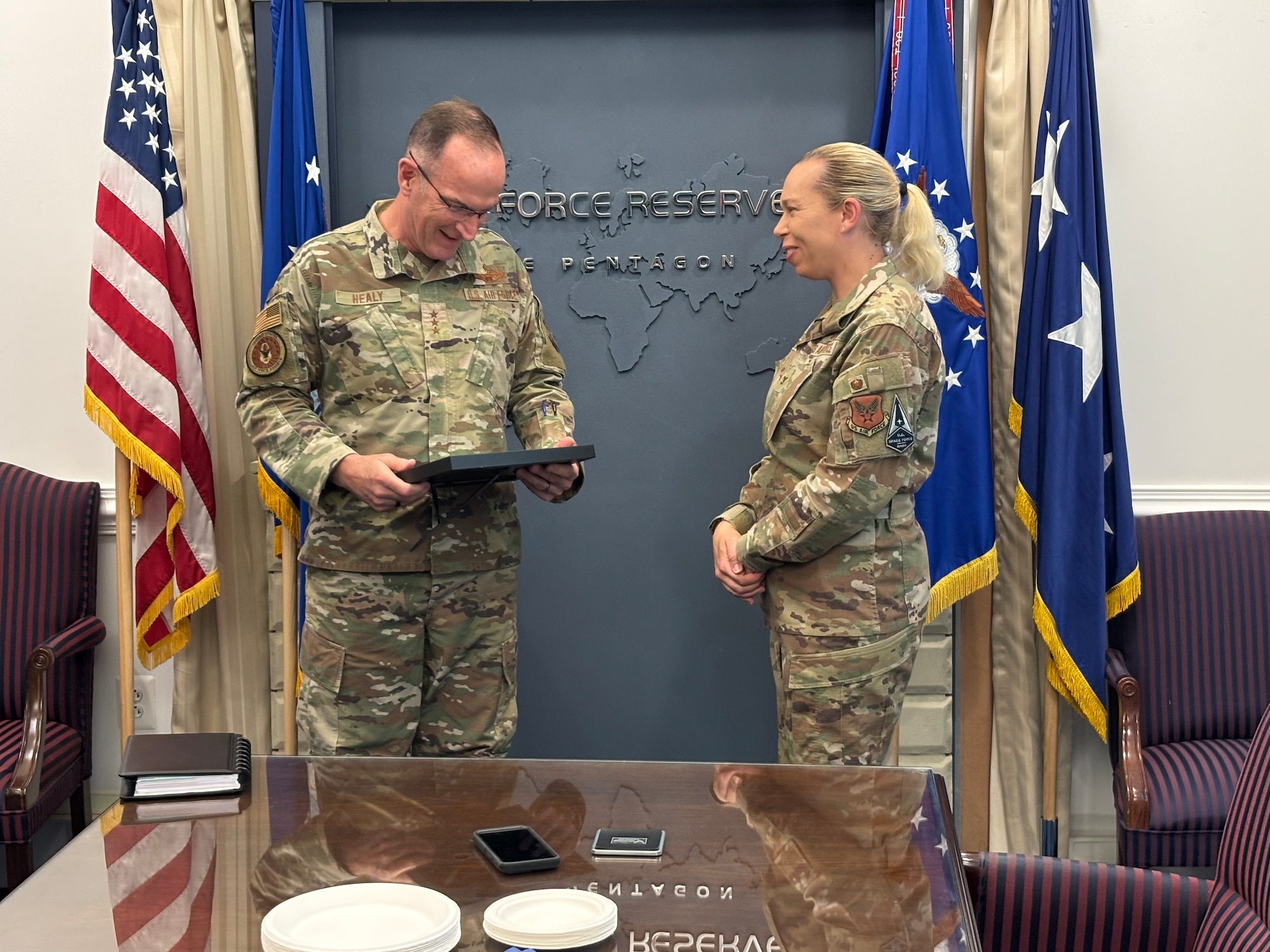 Lt. Gen. John Healy receives an award