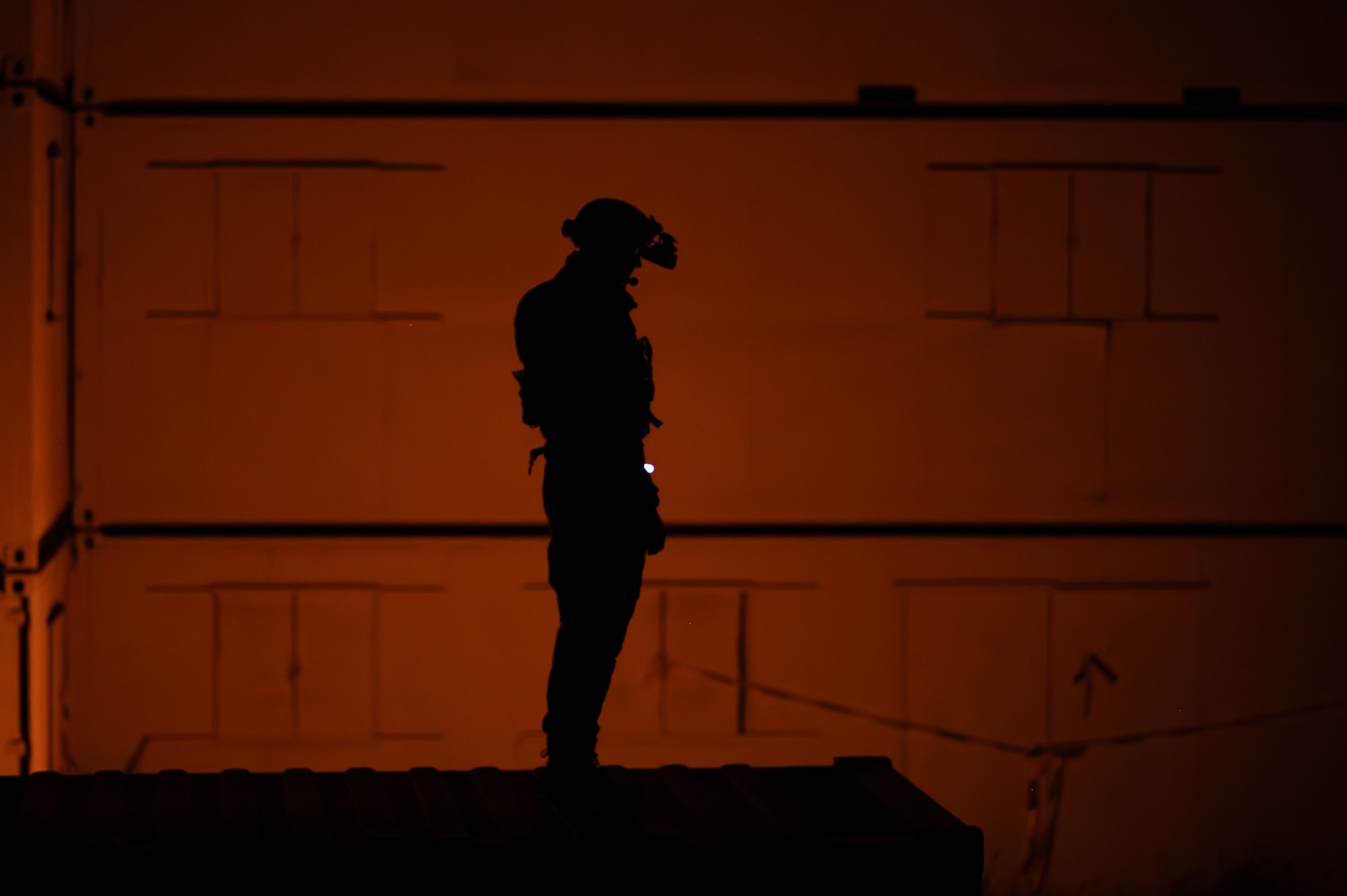 A U.S. Air Force Combat Leader Course instructor assigned to the 68th Rescue Squadron conducts a training exercise at Davis-Monthan Air Force Base, Arizona, April 10, 2026. The Combat Leader Course is an intensive training event that develops pararescuemen’s advanced rescue tactics and leadership abilities. (U.S. Air Force photo by Airman 1st Class Jaden Kidd)