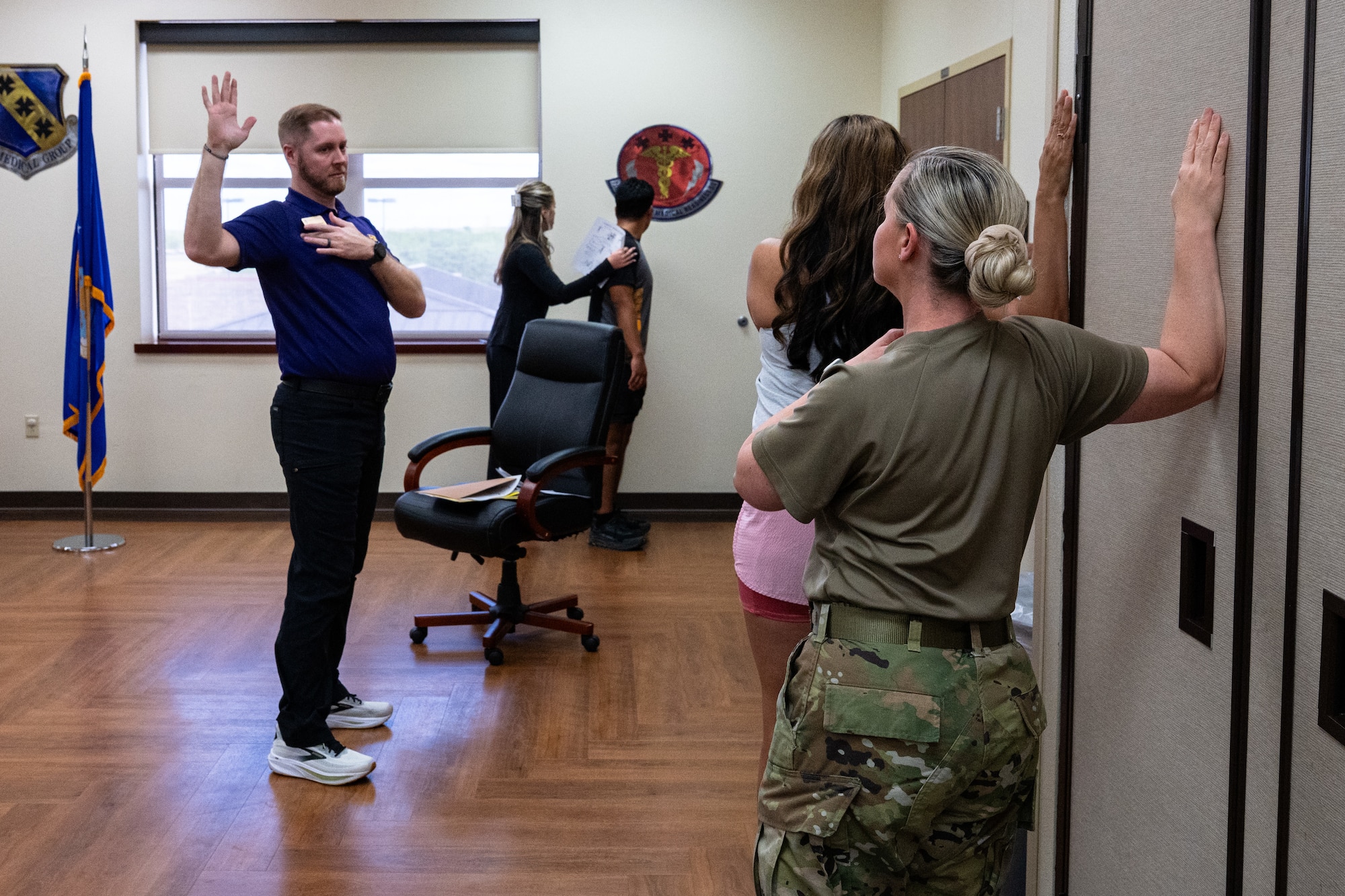 Members of the Hardin-Simmons University physical therapy program observe the movement patterns of U.S. Airmen during a collaborative training event with the 7th Medical Group at Dyess Air Force Base, Texas, April 10, 2026. The event emphasized joint learning and the practical application of physical therapy techniques to enhance Airman readiness. (U.S. Air Force photo by Senior Airman Jade M. Caldwell)
