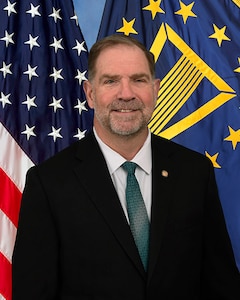 Official photo of Mr. Michael O. Cannon, Director, DLA Disposition Services