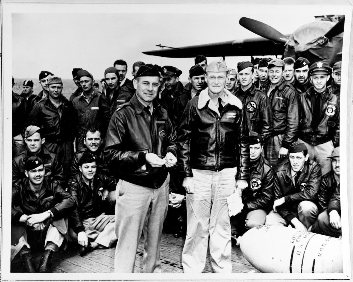 Historical image of Lt. Col. Doolitte and Capt. Mitscher