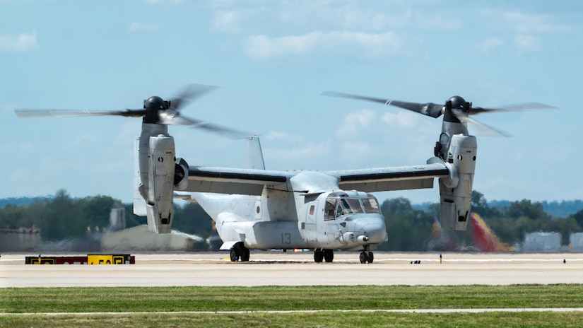 A U.S. Marine Corps V-22 Osprey arrives at the Kentucky Air National Guard Base in Louisville, Ky., April 16, 2026 in advance of this weekend’s Thunder Over Louisville air show. The Kentucky Air Guard’s 123rd Airlift Wing is serving as the base of operations for military aircraft participating in the show. (U.S. Air National Guard photo by Dale Greer)