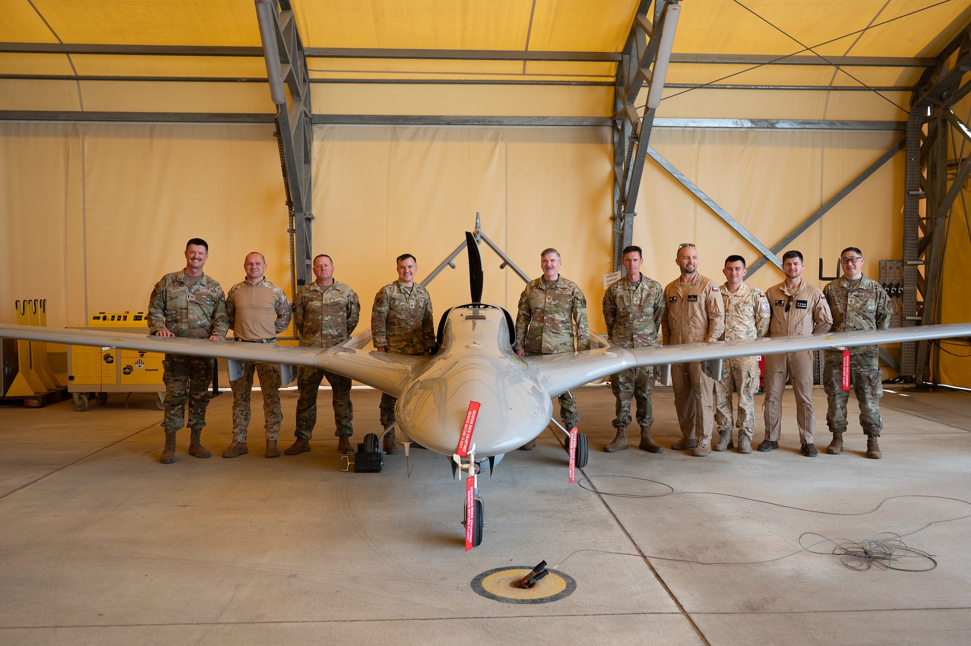 Service members posing for a group photo