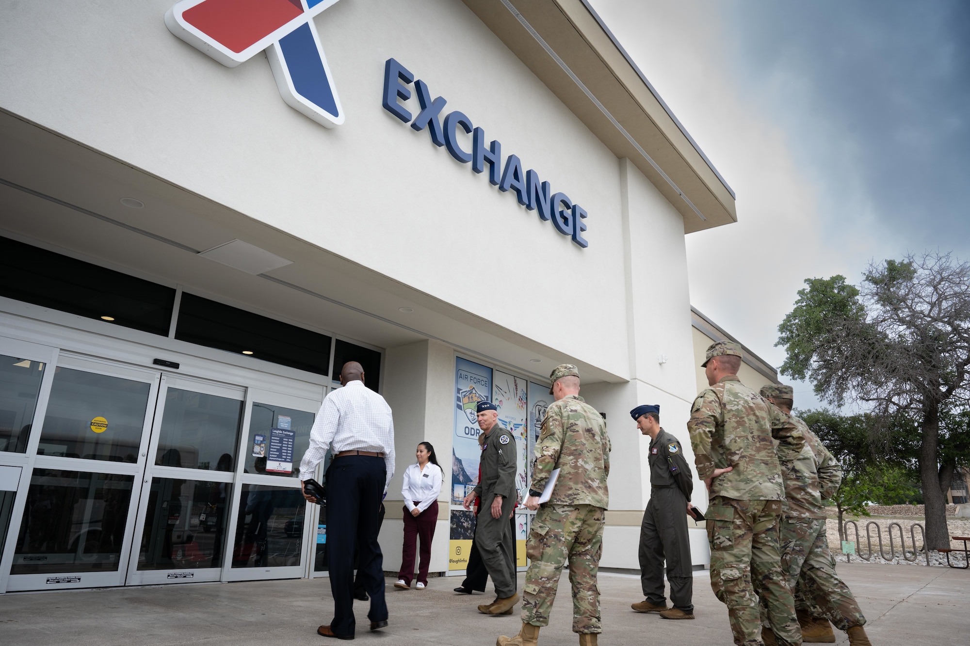 Lt. Gen. Clark Quinn, commander of Air Education and Training Command, visits the newly renovated Base Exchange, during a visit to Laughlin Air Force Base, Texas, April 14, 2026. The BX project, which Quinn advocated for during his time as the 19th Air Force commander, consolidated the Exchange and Express stores into a single, modern facility that opened in April 2025. (U.S. Air Force photo by Airman 1st Class Harrison Sullivan)