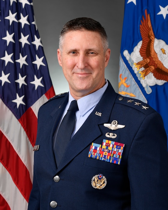 Lt. Gen. Mark Pye official portrait.