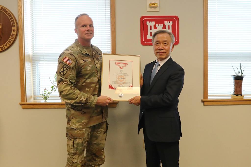 Mr. Wang Hui-chan, Chief of the Cost Engineering Branch for the U.S. Army Corps of Engineers (USACE) Far East District (FED), earned the Silver Order of the de Fleury Medal presented by Brig. Gen. Joseph “Clete” Goetz II, commander of USACE Pacific Ocean, April 14, 2026. This prestigious award recognizes his exceptional 43 years of service, marked by his expertise in cost engineering and leadership on key projects that strengthened the engineering partnership between the United States and the Republic of Korea. Mr. Wang's retirement this April concludes an extraordinary career of excellence and dedication.
The de Fleury Medal, an award of the U.S. Army Engineer Association, was named in honor of François-Louis Teissèdre de Fleury, a French Engineer in the Continental Army. (U.S. Army photo by Yi Ki-ho)