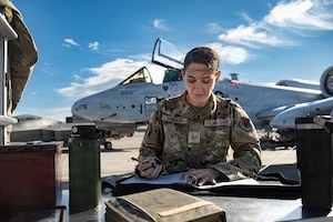 maintainer writing notes